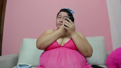 Snapshot of crysstal_bell chatting on 03.16.26 Cryss online show from 03.16.26