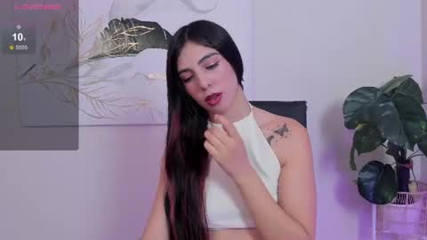 Snapshot of crystal_arlette chatting on 07.16.26 crystal_arlette online show from 07.16.26