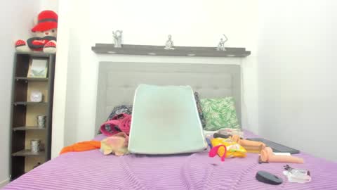 Snapshot of crystal_butterfly1 chatting on 02.01.25 crystal_butterfly1 online show from 02.01.25