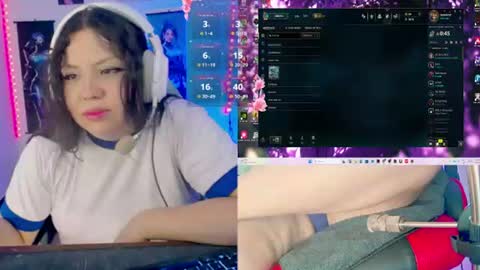 Snapshot of crystal_velvet01 chatting on 06.09.26 crystal online show from 06.09.26