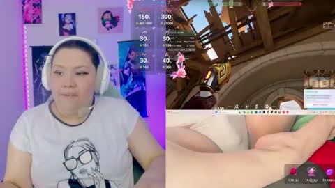 Snapshot of crystal_velvet01 chatting on 06.17.26 crystal online show from 06.17.26