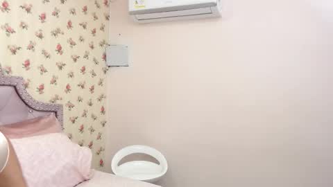 Milf Latina online show from 03.20.26