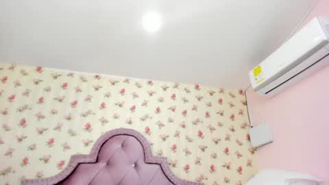 Milf Latina online show from 07.22.26
