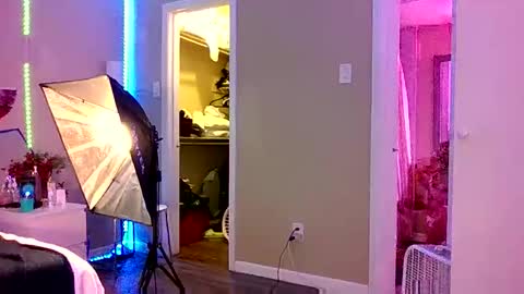crystalbarbie214 online show from 05.04.26