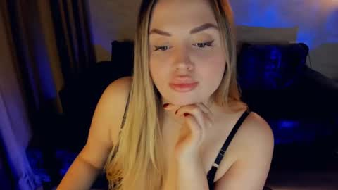 crystalemily online show from 03.01.25