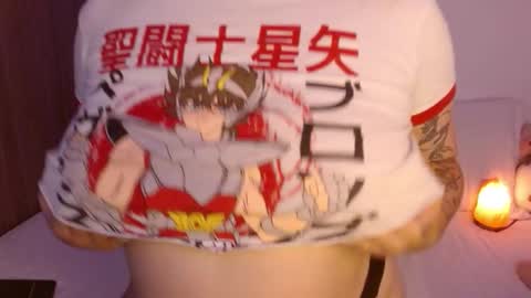 Snapshot of crystalitesq chatting on 11.08.25 Olivia online show from 11.08.25