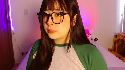 Olivia  online show from 04.23.26