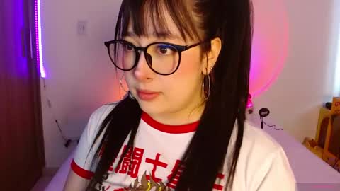 Olivia  online show from 04.24.26