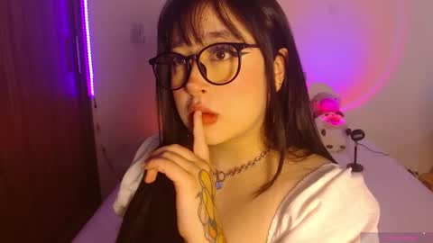 Olivia  online show from 07.23.26