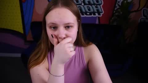 Snapshot of crystallpaws_ chatting on 11.23.25 crystallpaws_ online show from 11.23.25