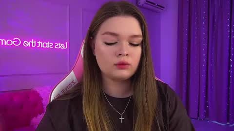 Snapshot of crystallyons chatting on 03.01.26 Crystal online show from 03.01.26