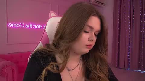 Snapshot of crystallyons chatting on 03.05.26 Crystal online show from 03.05.26