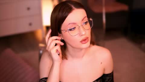 Snapshot of crystalmo0n chatting on 03.23.26 CrystalMo0n online show from 03.23.26