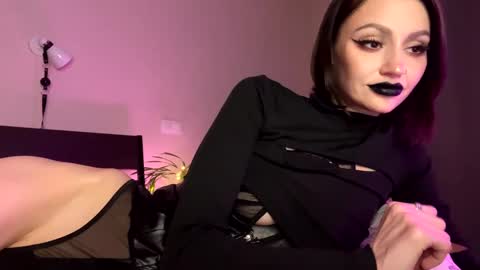 Molly Moore online show from 12.17.24