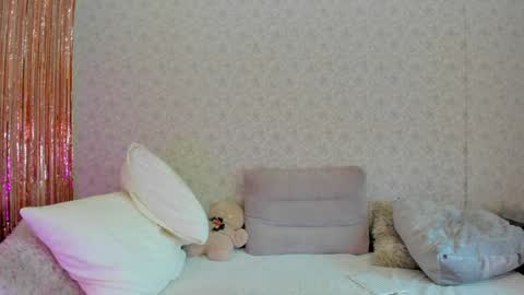 Snapshot of crystalnut chatting on 12.16.24 Maria online show from 12.16.24