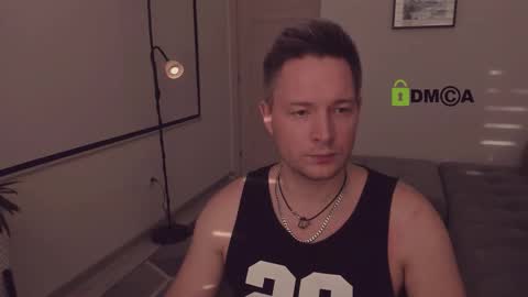 Snapshot of csavie chatting on 09.21.25 buddy online show from 09.21.25