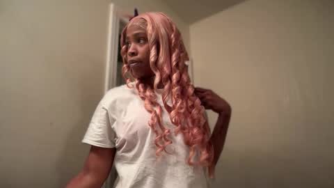 Snapshot of cum2charmxx chatting on 03.10.26 cum2charmxx online show from 03.10.26