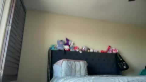 Snapshot of cum2charmxx chatting on 07.16.26 cum2charmxx online show from 07.16.26