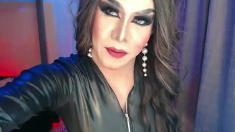 Snapshot of cum_4youbaby chatting on 10.25.25 CUMMELA SLUTI online show from 10.25.25