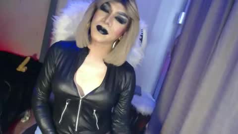 Snapshot of cum_4youbaby chatting on 11.28.25 CUMMELA SLUTI online show from 11.28.25