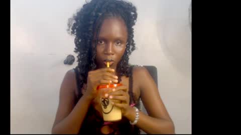 Snapshot of cum_ebony_xsecret chatting on 05.06.26 sophie online show from 05.06.26