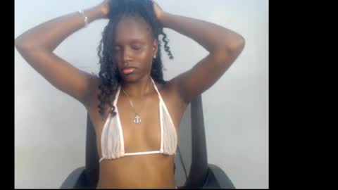 Snapshot of cum_ebony_xsecret chatting on 05.08.26 sophie online show from 05.08.26