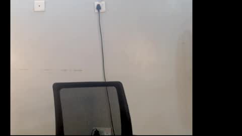 Snapshot of cum_ebony_xsecret chatting on 05.14.26 sophie online show from 05.14.26