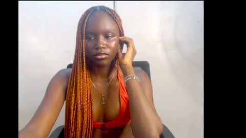 Snapshot of cum_ebony_xsecret chatting on 06.18.26 sophie online show from 06.18.26