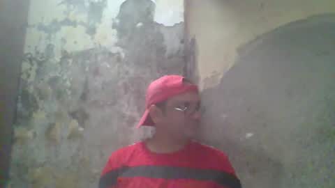 Snapshot of cum_l chatting on 12.20.25 Noha online show from 12.20.25