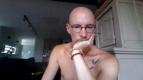 Snapshot of cum_swallow_bi chatting on 07.19.26 cum_swallow_bi online show from 07.19.26