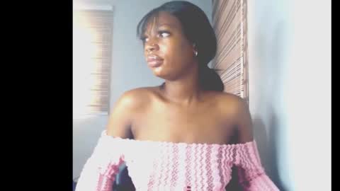 cumebony_petit online show from 02.06.26