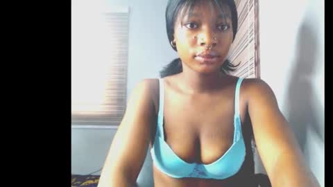 cumebony_petit online show from 02.07.26