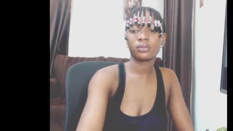 cumebony_petit online show from 03.10.26