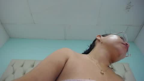 Snapshot of cumontitsxxx chatting on 08.06.26 Cumontitsxxx online show from 08.06.26