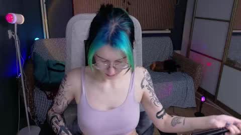 Snapshot of cumpotikeve chatting on 10.03.25 CUMpotikEve online show from 10.03.25