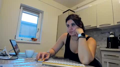 maria  alex online show from 11.18.25