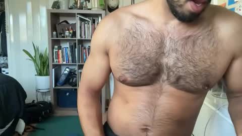Snapshot of cur10sg30rg3 chatting on 05.21.26 cur10sg30rg3 online show from 05.21.26