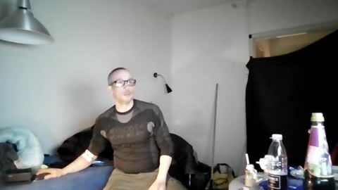 Snapshot of curced25 chatting on 11.29.25 curced25 online show from 11.29.25