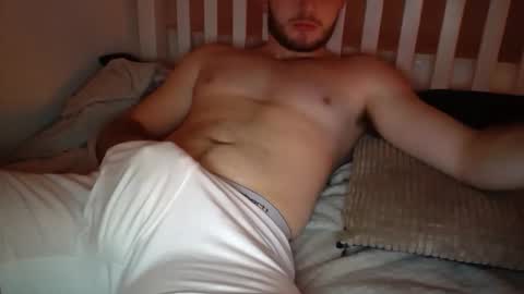 Snapshot of curiousharryxx chatting on 01.11.26 BritishHarry online show from 01.11.26