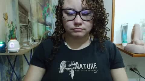 Vannesa online show from 05.05.26