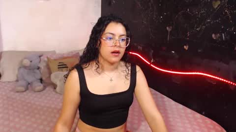 Snapshot of curlycool chatting on 12.04.24 Max and Cata online show from 12.04.24