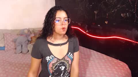 Snapshot of curlycool chatting on 12.07.24 Max and Cata online show from 12.07.24