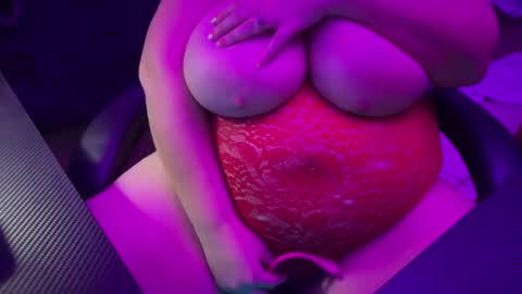 Kay online show from 09.28.25