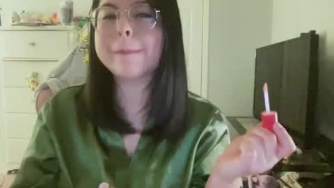 Emmie online show from 01.16.26