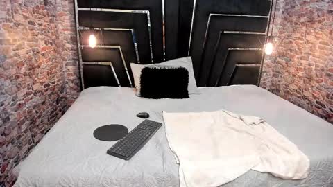 Snapshot of curvy_alyanna chatting on 11.02.25 Alyanna online show from 11.02.25