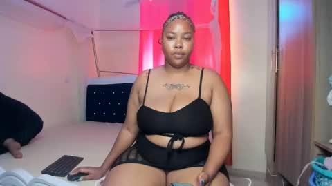 Curvy Latoya online show from 02.26.25