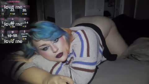 Snapshot of curvygothfemboy chatting on 01.13.25 Curvygothfemboy online show from 01.13.25