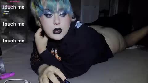 Snapshot of curvygothfemboy chatting on 02.11.25 Curvygothfemboy online show from 02.11.25