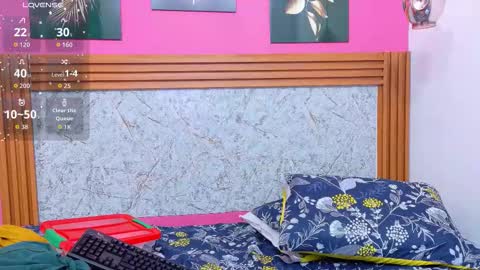 Snapshot of curvyhomebebe chatting on 01.18.26 curvyhomebebe online show from 01.18.26