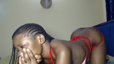 curvyjoan online show from 10.17.25